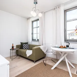 https://rent-like-home-wyspa-sodowa-9a.hotelswroclaw.com